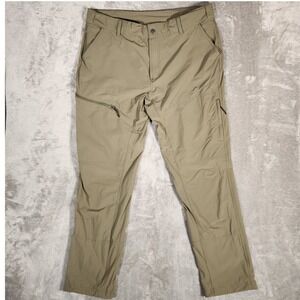 Magellan Cargo Pants Men's XL 38X31 Khaki Beige Tan Outdoors Pro Explore Hiking